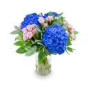 Bouquet of hydrangeas and spray roses